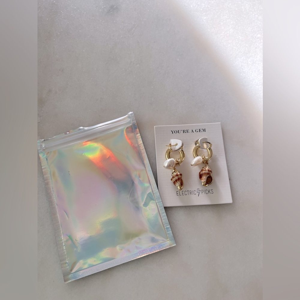 Electric Picks Pearl & Conch Shell Hoop Earrings